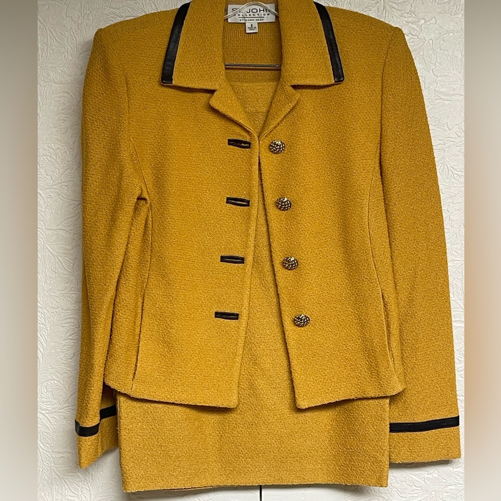 St. John Collection Mustard Blazer with Black Trim